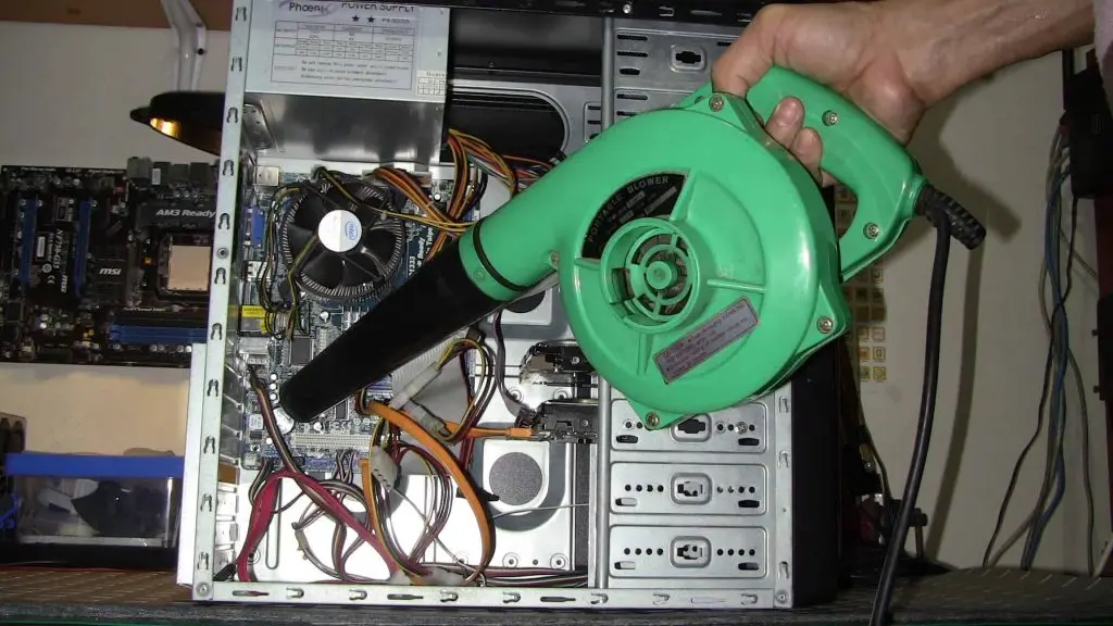 Servicio de mantenimiento y reparación de computadoras Bogotá