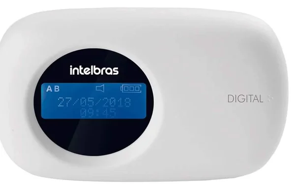Teclado LCD Intelbras XAT 2000 incluido con la central de alarma